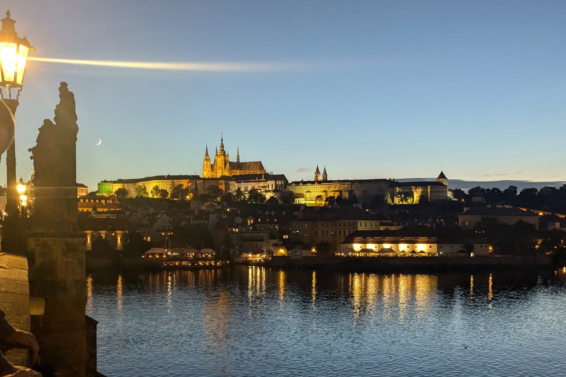 Prager Burg in der Abenddämmerung